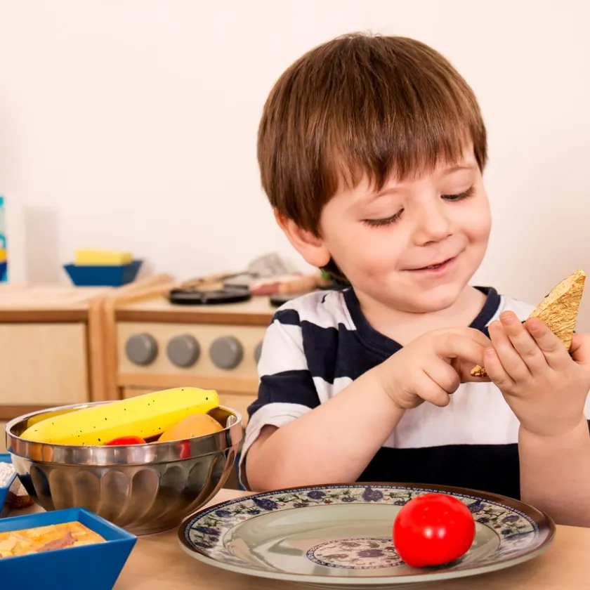 TTS Role Play Curiosity Kitchen and Accessories Set Online