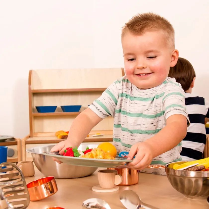 TTS Role Play Curiosity Kitchen and Accessories Set Online