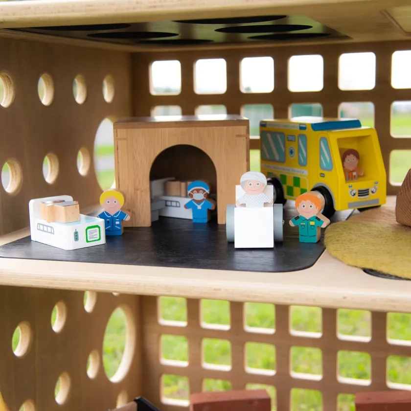 TTS Outdoor Activity Cube Clearance